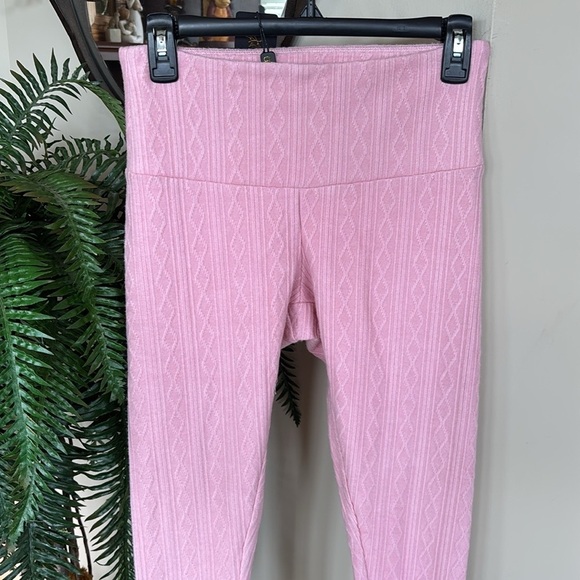 Brand New Beach Bunny Blush Pink Sweater Knit Harlow Pants Full Length Leggings - Picture 9 of 14